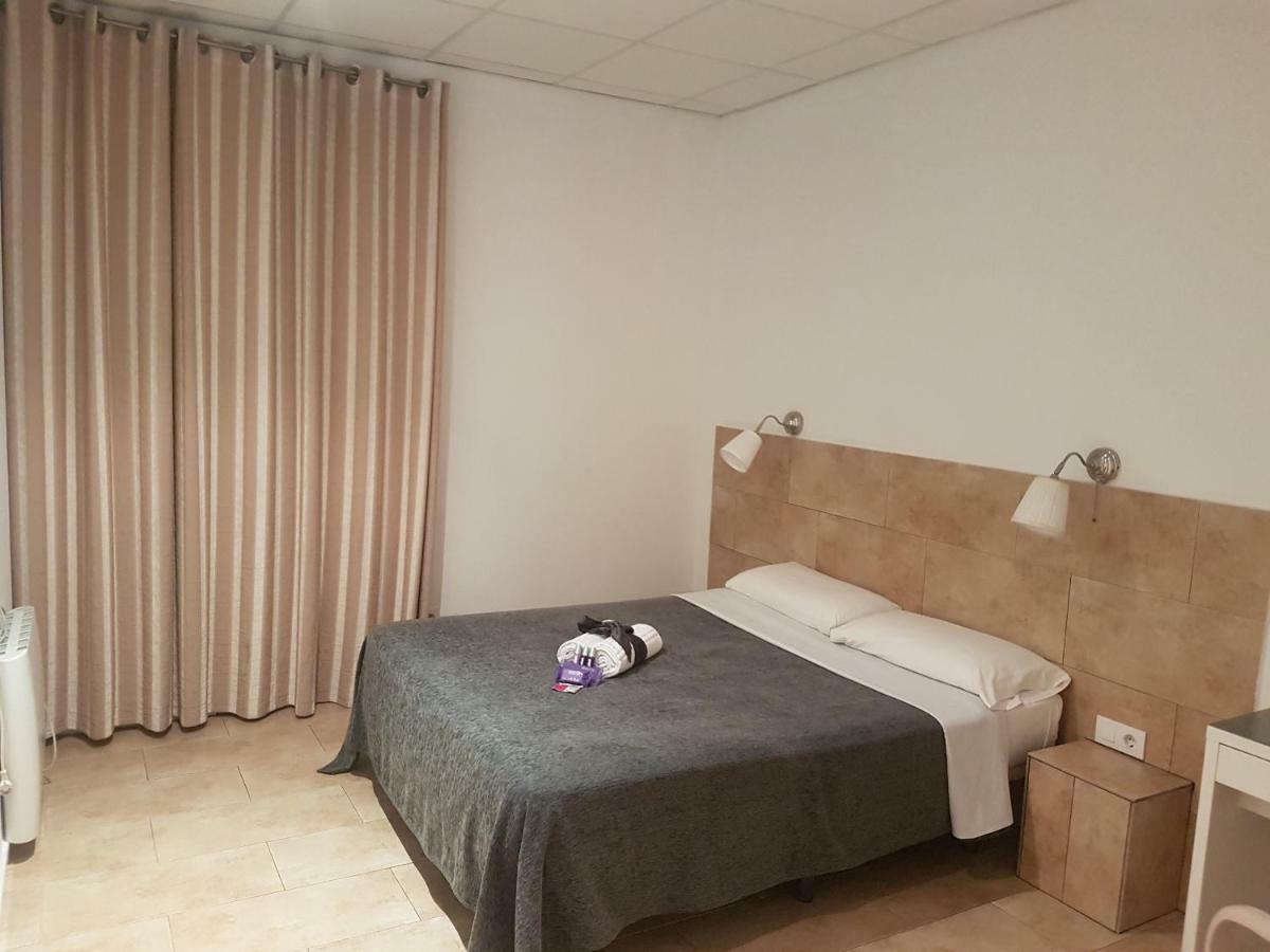 Hostal Martinval Barcelona Zewnętrze zdjęcie